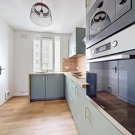 102m2 Rénové Avec 3 Et Balcons Wifi Perpignano