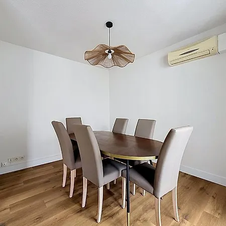102m2 Rénové Avec 3 Et Balcons Wifi Appartamento