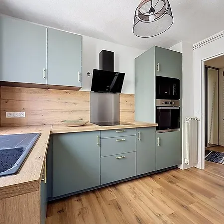 102m2 Rénové Avec 3 Et Balcons Wifi Appartamento *